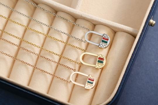 Gucci Necklace 11lyh310